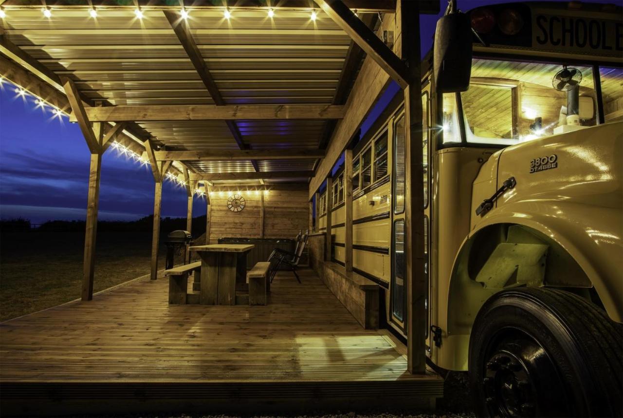 American School Bus - 1 Bedroom - Blossom Farm - Tiers Cross Johnston Екстериор снимка